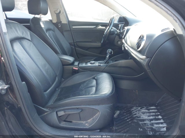 2016 AUDI A3 WAUA7GFF5G1011050 Photo 4