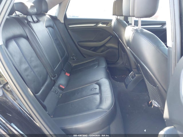 2016 AUDI A3 WAUA7GFF5G1011050 Photo 7