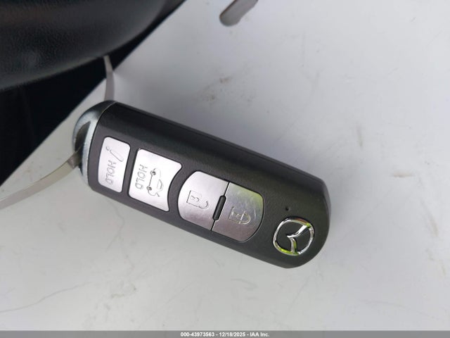 2016 MAZDA MAZDA3 3MZBM1W76GM267770 Photo 10