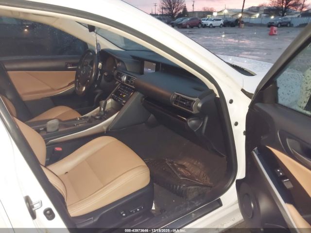 2017 LEXUS IS 300 JTHCM1D2XH5021082 Photo 4