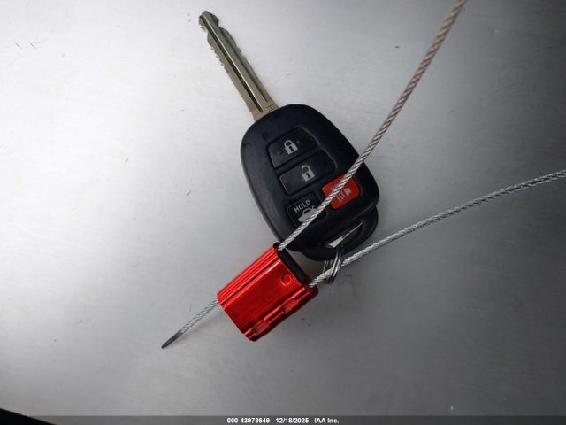 4T1BF1FK4HU420785 Toyota CAMRY SE