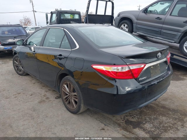 4T1BF1FK4HU420785 Toyota CAMRY SE