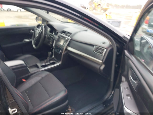 4T1BF1FK4HU420785 Toyota CAMRY SE