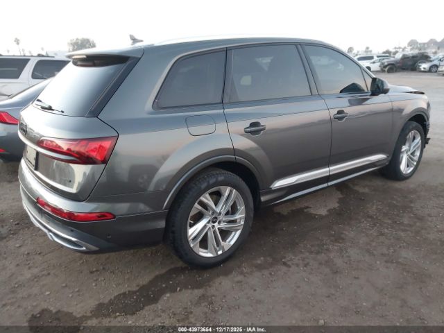 2022 AUDI Q7 WA1LXBF70ND020252 Photo 3