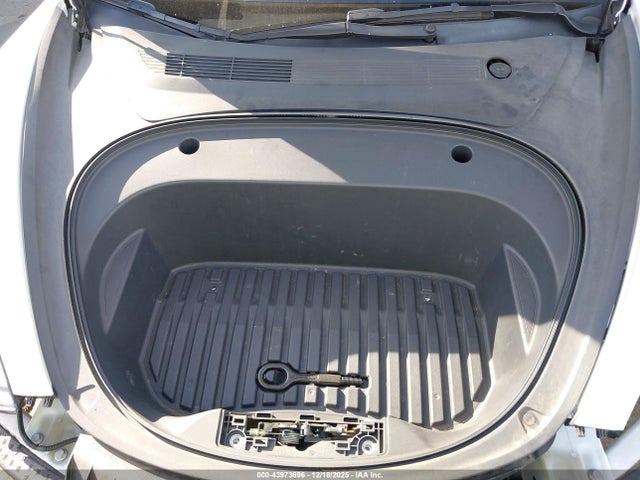 2022 TESLA MODEL 3 5YJ3E1EA0NF323415 Photo 9