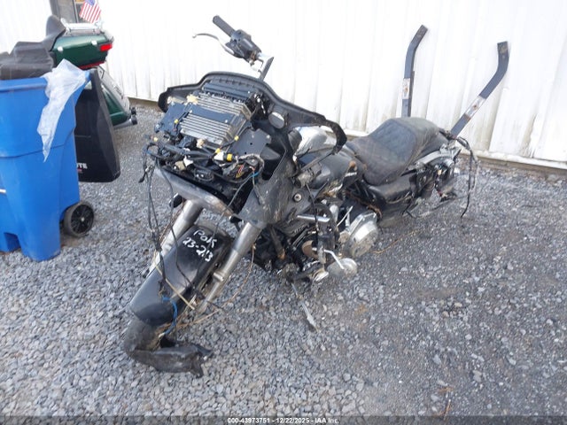 2015 HARLEY-DAVIDSON FLTRX 1HD1KHM1XFB623055 Photo 1