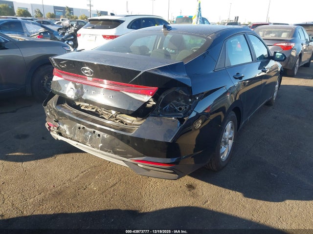 KMHLL4AG5MU194753 Hyundai ELANTRA SE