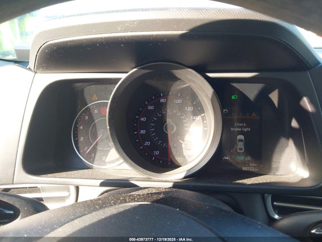 KMHLL4AG5MU194753 Hyundai ELANTRA SE