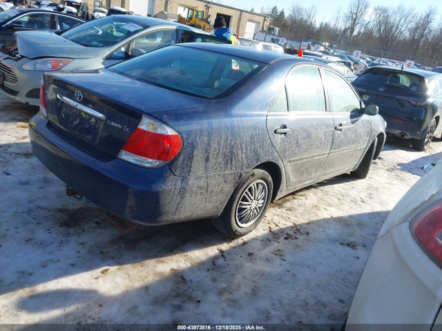 Продажа на аукционе авто 2005 Toyota Camry Le, vin: 4T1BE32K85U026335, номер лота: 43973816