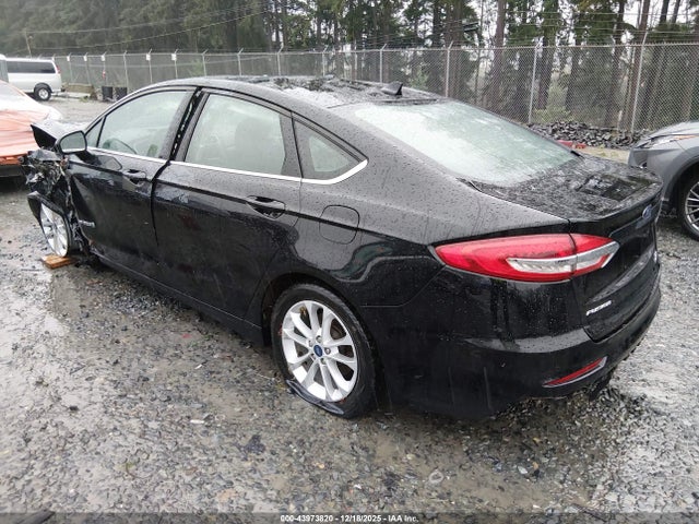 2019 FORD FUSION HYBRID 3FA6P0LU3KR116953 Photo 2