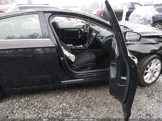 2019 FORD FUSION HYBRID 3FA6P0LU3KR116953 Photo 4