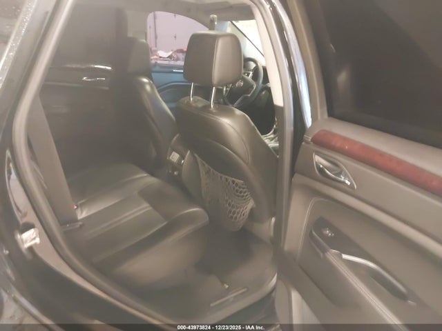 43973824 :رقم المزاد ، 3GYFNEE30ES637492 vin ، 2014 Cadillac Srx Luxury Collection مزاد بيع