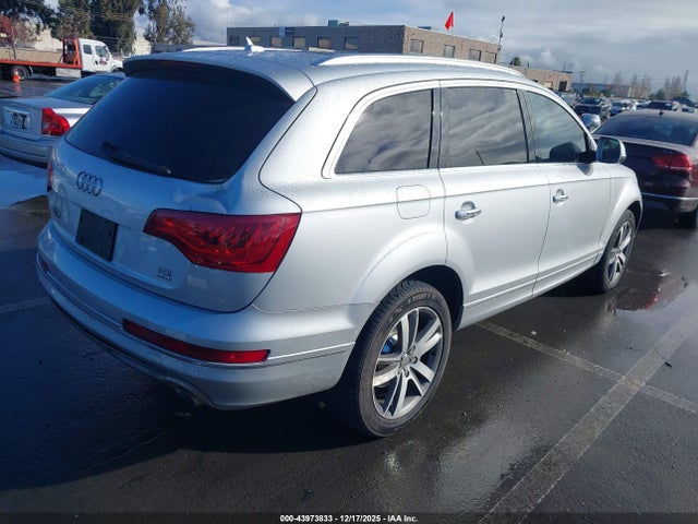 2011 AUDI Q7 WA1LMAFE2BD008746 Photo 3