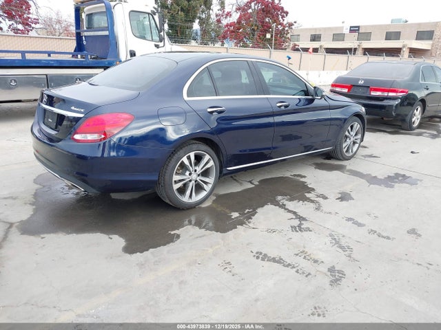 55SWF4KB2HU207354 Mercedes-Benz C 300 4matic