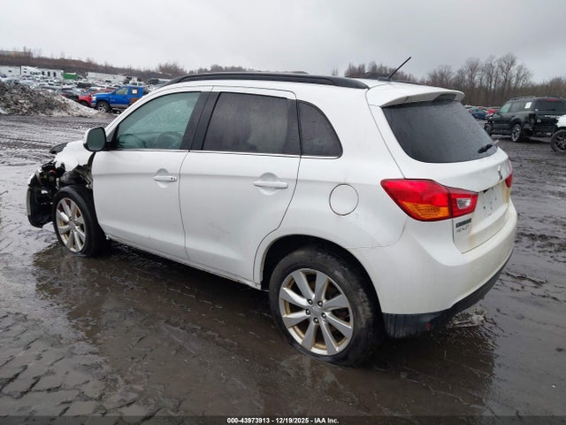 2015 MITSUBISHI OUTLANDER SPORT 4A4AR4AU6FE019952 Photo 2