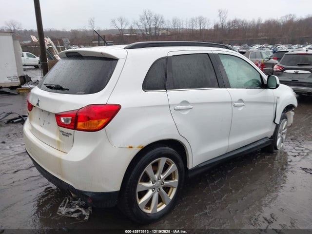 2015 MITSUBISHI OUTLANDER SPORT 4A4AR4AU6FE019952 Photo 3