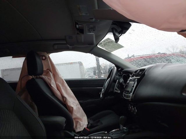 2015 MITSUBISHI OUTLANDER SPORT 4A4AR4AU6FE019952 Photo 4