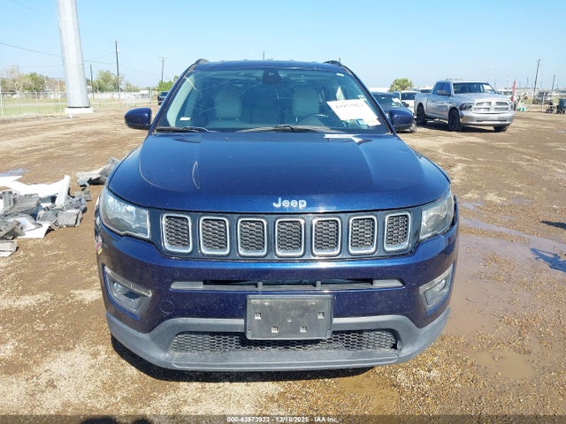 Jeep Compass Latitude 4x4 2018 3C4NJDBBXJT143101 Image 13