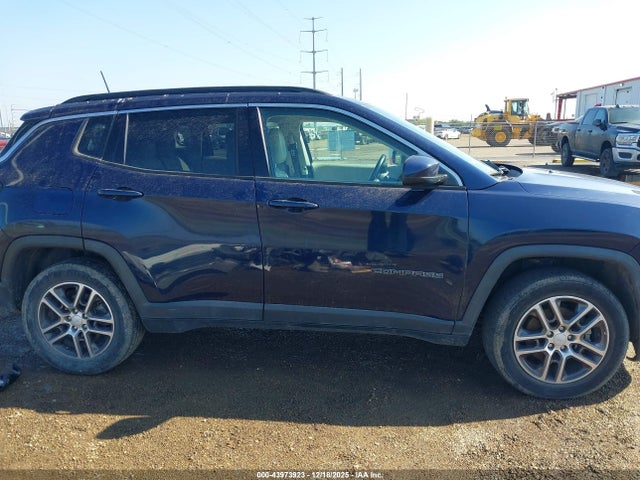 Jeep Compass Latitude 4x4 2018 3C4NJDBBXJT143101 Image 14