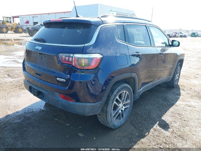 Jeep Compass Latitude 4x4 2018 3C4NJDBBXJT143101 Image 4