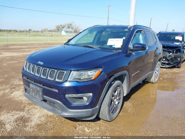 Jeep Compass Latitude 4x4 2018 3C4NJDBBXJT143101 Image 6