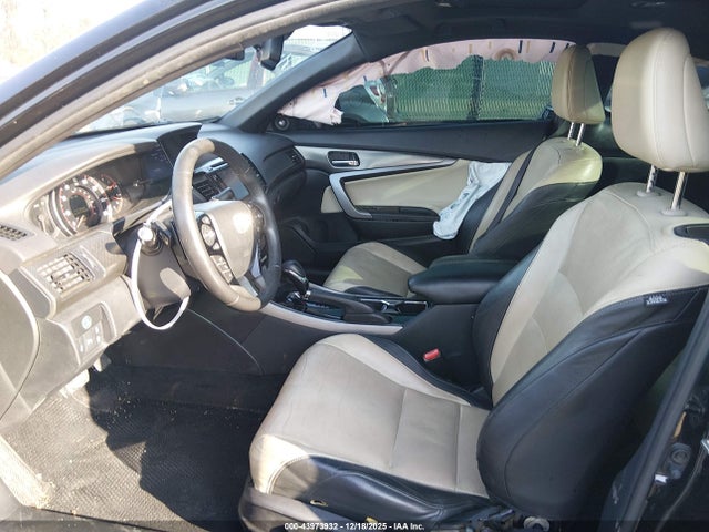 Продаж на аукціоні авто 2017 Honda Accord Touring V6, vin: 1HGCT2B02HA002689, номер лоту: 43973932