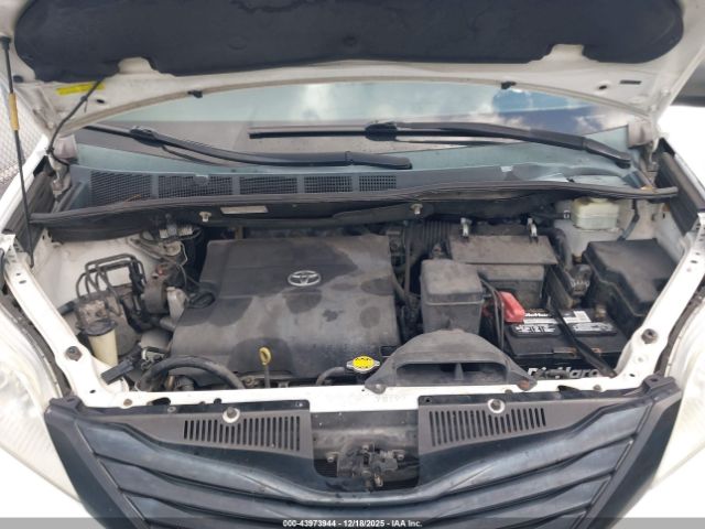 2015 TOYOTA SIENNA 5TDZK3DCXFS569693 Photo 9