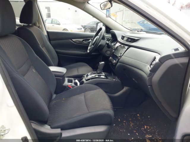 2019 NISSAN ROGUE 5N1AT2MV2KC755709 Photo 4