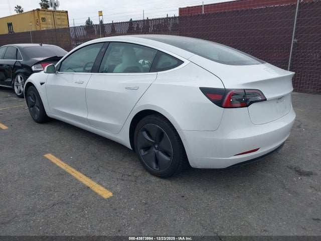 2020 TESLA MODEL 3 5YJ3E1EAXLF599100 Photo 2