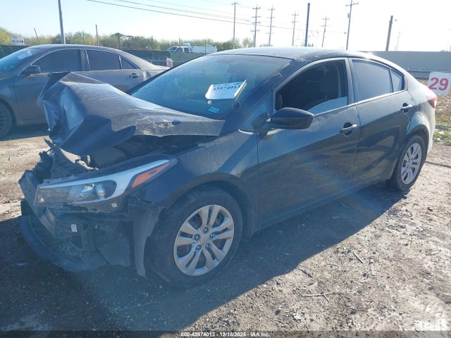3KPFL4A72JE176447 KIA FORTE LX