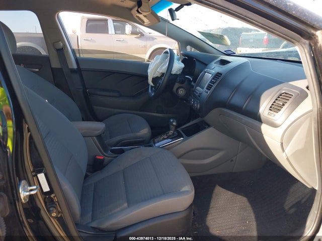 3KPFL4A72JE176447 KIA FORTE LX