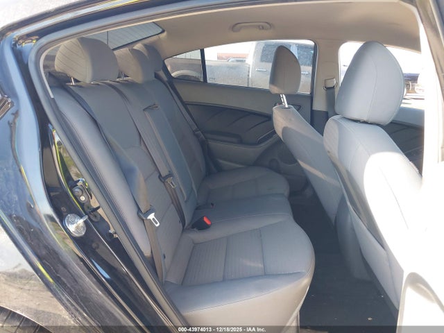 3KPFL4A72JE176447 KIA FORTE LX