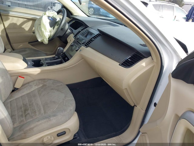 Ford TAURUS SE 2016 1FAHP2D81GG102862 Image 5