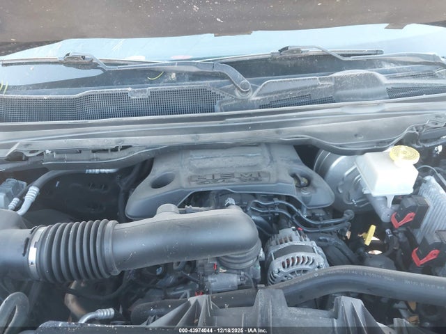 1C6RREBT4NN214900 RAM 1500 Big Horn 4x2 6&#039;4 Box