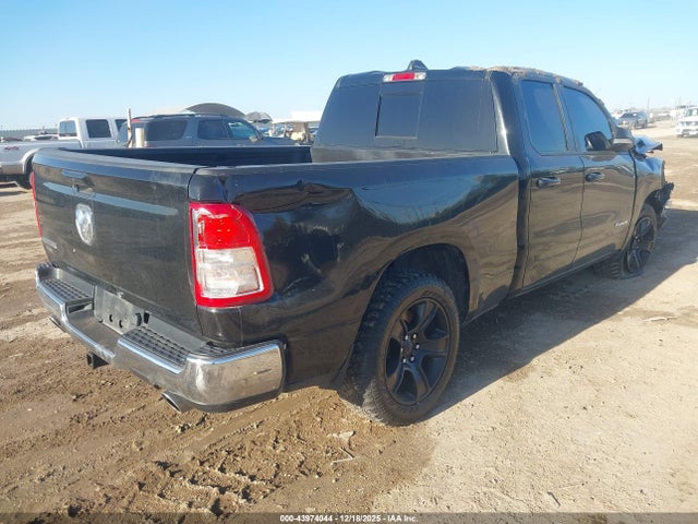 1C6RREBT4NN214900 RAM 1500 Big Horn 4x2 6&#039;4 Box
