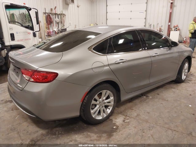 Продажа на аукционе авто 2015 Chrysler 200 Limited, vin: 1C3CCCAB7FN729215, номер лота: 43974046