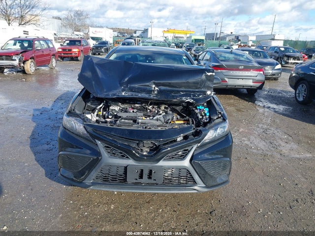 4T1G11AK3MU477503 Toyota CAMRY SE