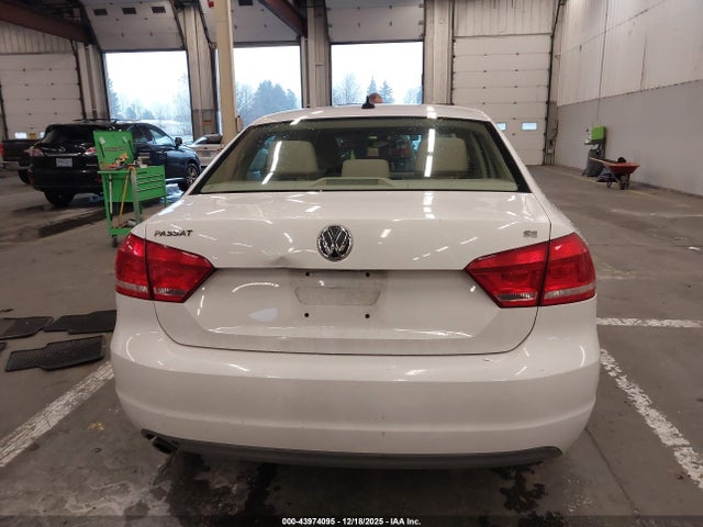 Продажа на аукционе авто 2012 Volkswagen Passat 2.5l Se, vin: 1VWBP7A39CC050143, номер лота: 43974095