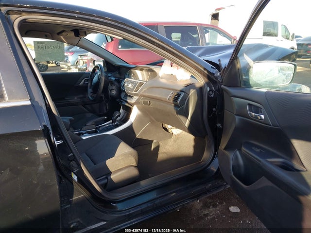 Honda k24w1 2015 1HGCR2F33FA208653 Image 5