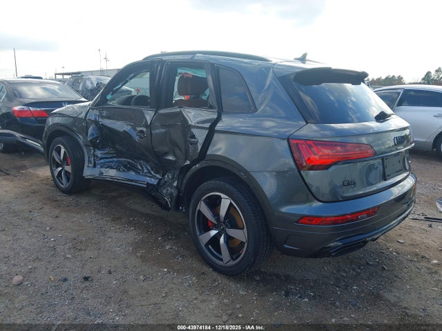 2024 AUDI Q5 WA1EAAFY5R2039930 Photo 2