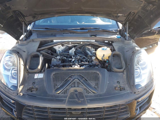 2016 PORSCHE MACAN WP1AB2A54GLB44386 Photo 9