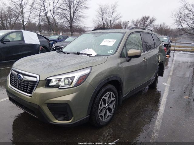 2020 SUBARU FORESTER JF2SKAJC6LH526996 Photo 1