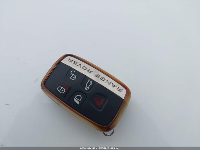 SALVP2BG6FH015760 Land Rover Range Rover Evoque Pure