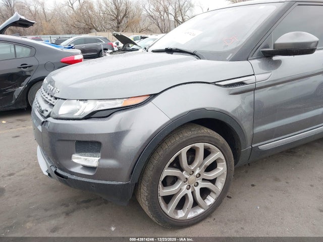 SALVP2BG6FH015760 Land Rover Range Rover Evoque Pure