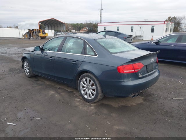 2011 AUDI A4 WAUFFAFL4BN012171 Photo 2
