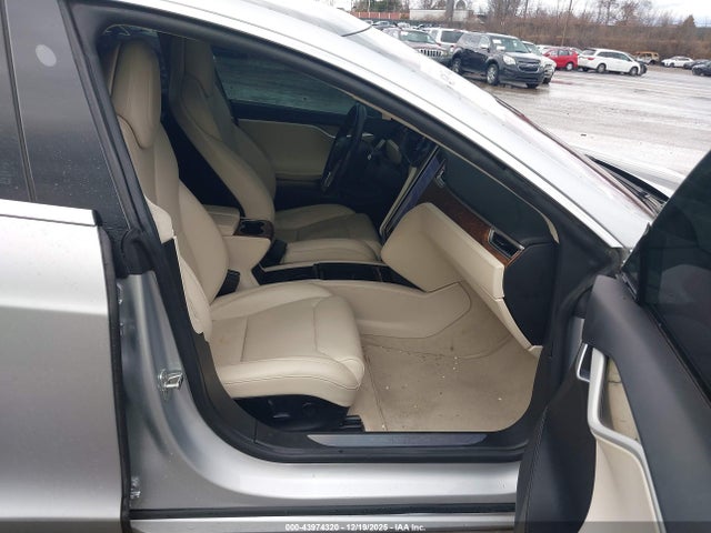 2018 TESLA MODEL S 5YJSA1E27JF243846 Photo 4