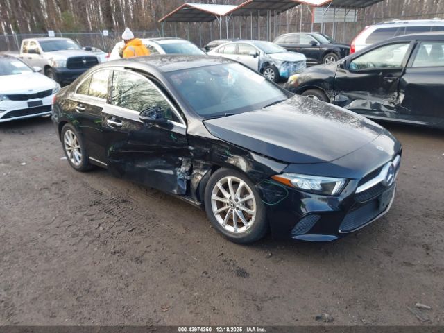 2019 MERCEDES-BENZ A 220 WDD3G4FB5KW001269