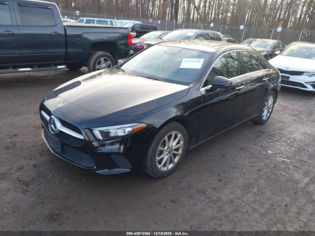 2019 MERCEDES-BENZ A 220 WDD3G4FB5KW001269 Photo 1