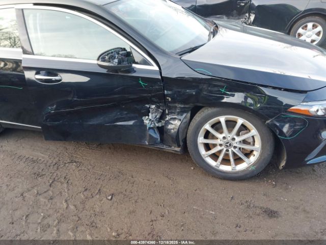 2019 MERCEDES-BENZ A 220 WDD3G4FB5KW001269 Photo 5