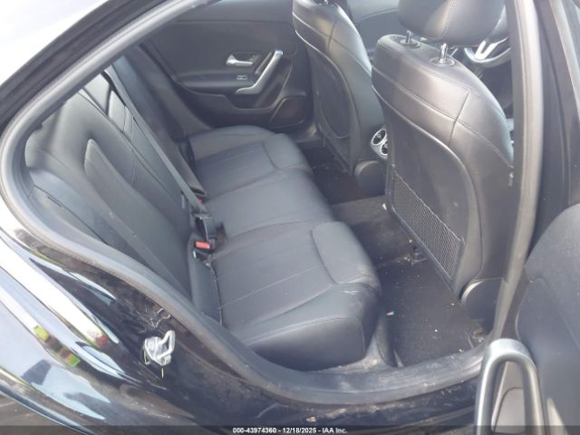 2019 MERCEDES-BENZ A 220 WDD3G4FB5KW001269 Photo 7
